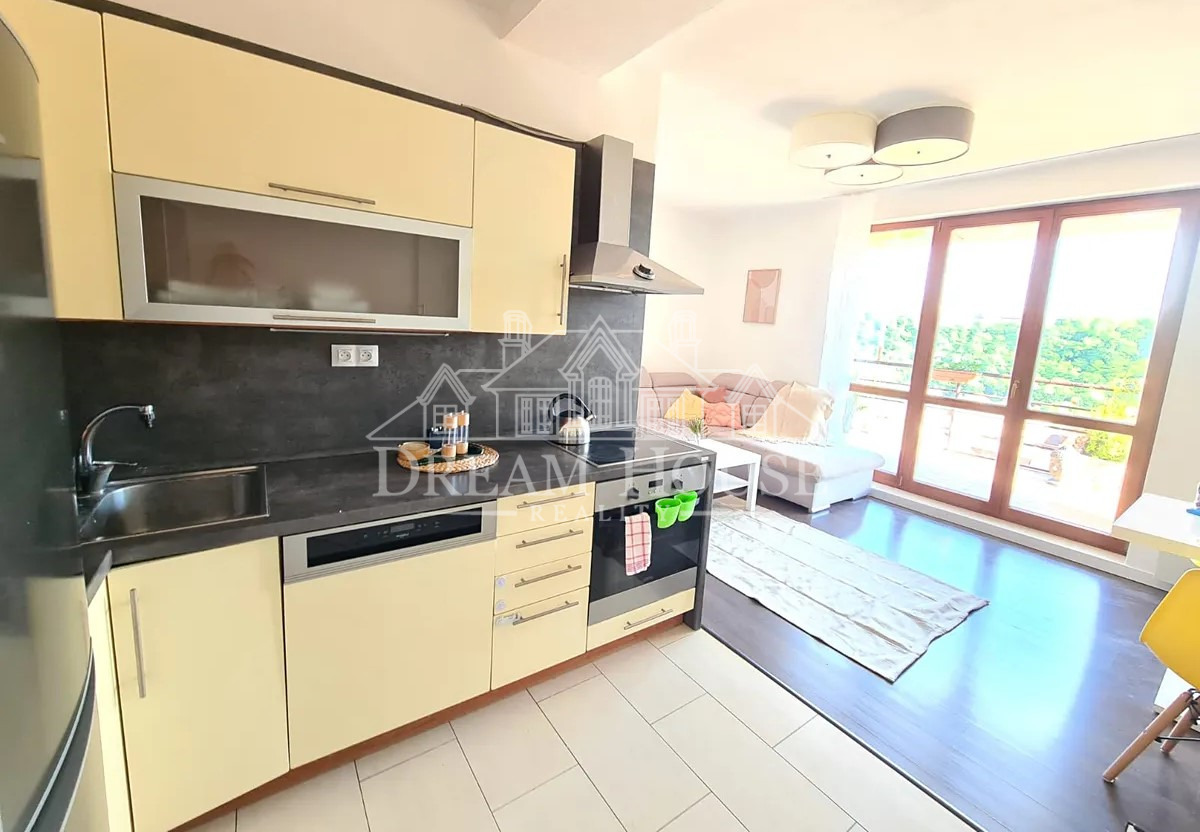 Pronájem bytu 2+kk/T, 51 m², Praha 5 - Smíchov, zařízený