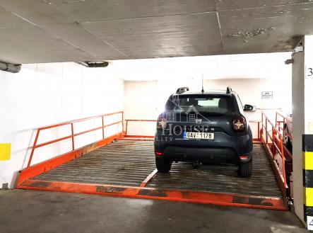 Pronájem - malý objekt/garáž obrázek