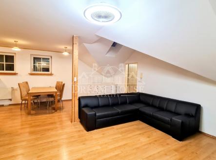 Pronájem bytu, 4+kk, 120 m²