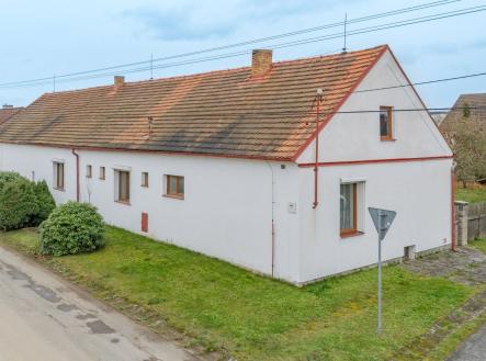 . | Prodej - dům/vila, 253 m²