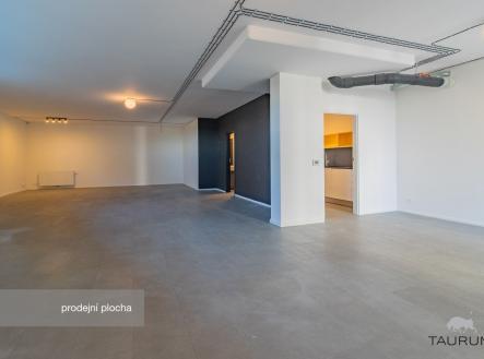 . | Prodej - obchodní prostor, 92 m²