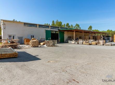 . | Prodej - skladovací prostor, 1 315 m²