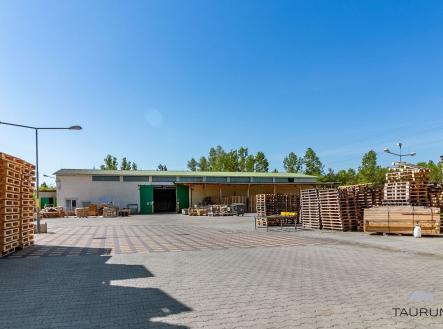 . | Prodej - výrobní prostor, 1 315 m²