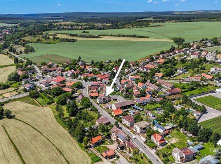 . | Prodej - zemědělský objekt, 1 745 m²