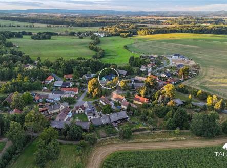 . | Prodej - dům/vila, 694 m²