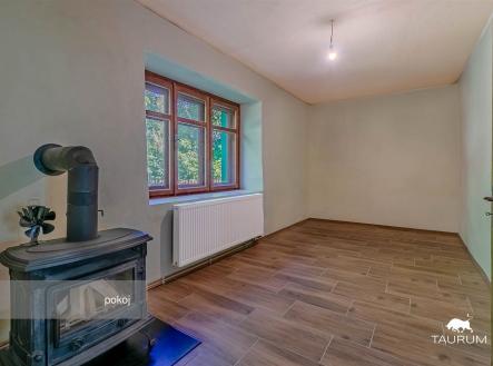 . | Prodej - dům/vila, 694 m²