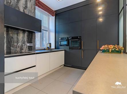 . | Prodej bytu, 4+kk, 157 m²