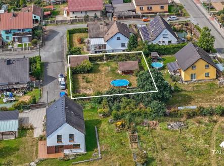 . | Prodej - pozemek pro bydlení, 623 m²