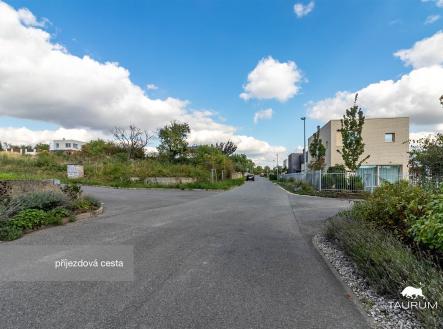 . | Prodej - pozemek pro bydlení, 734 m²