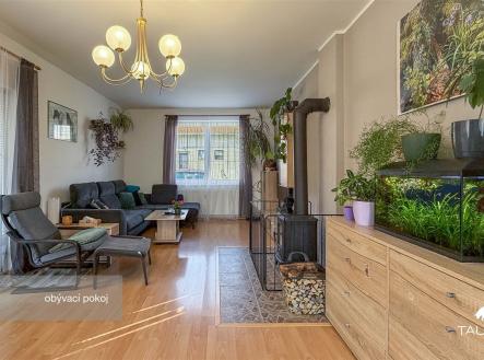 . | Prodej - nájemní dům, 260 m²