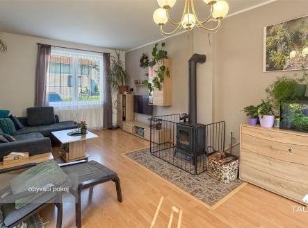 . | Prodej - nájemní dům, 260 m²