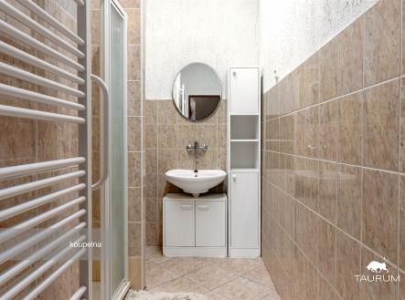 . | Prodej - dům/vila, 290 m²