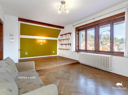 . | Prodej - dům/vila, 329 m²