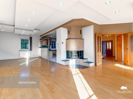 . | Prodej - dům/vila, 334 m²