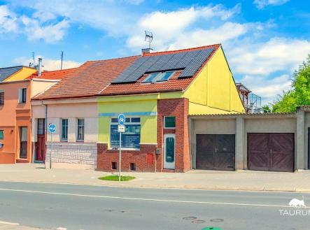. | Prodej - dům/vila, 227 m²