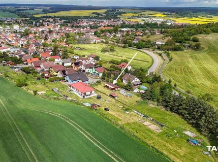 . | Prodej - pozemek pro bydlení, 2 561 m²