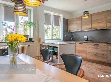 . | Prodej - dům/vila, 171 m²