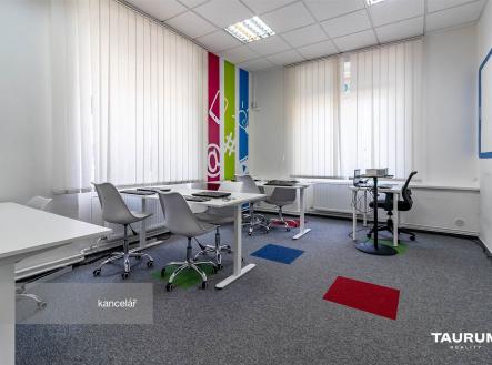 . | Pronájem - kanceláře, 82 m²