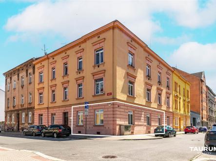 . | Pronájem - kanceláře, 82 m²