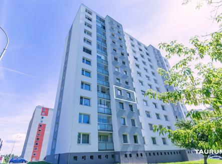 . | Pronájem bytu, 1+kk, 32 m²