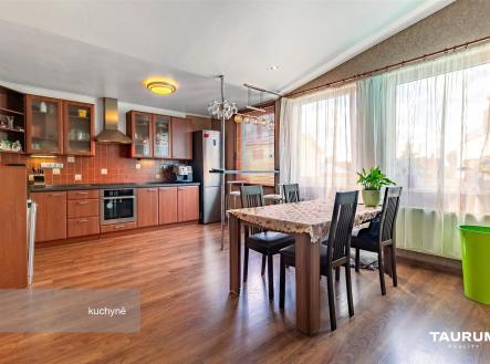 . | Prodej - dům/vila, 269 m²
