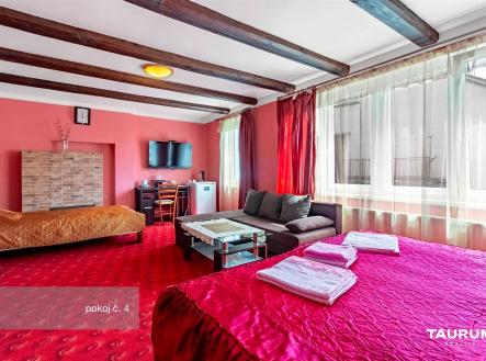 . | Prodej - dům/vila, 269 m²