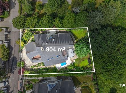 . | Prodej - dům/vila, 408 m²