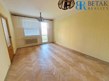 OP | Prodej bytu, 3+1, 63 m²