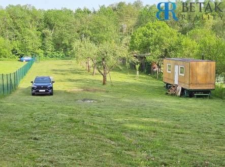 ZAH | Prodej - pozemek, zahrada, 1 950 m²