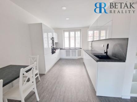 KU5 | Pronájem bytu, 2+1, 95 m²