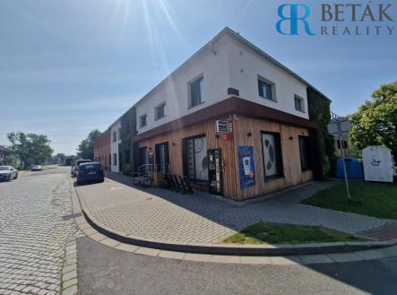 VCH | Prodej - nájemní dům, 670 m²