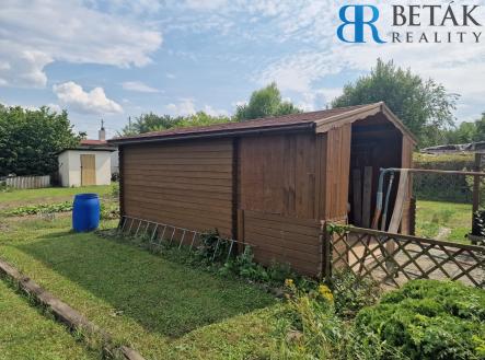CH2 | Prodej - pozemek, zahrada, 1 049 m²
