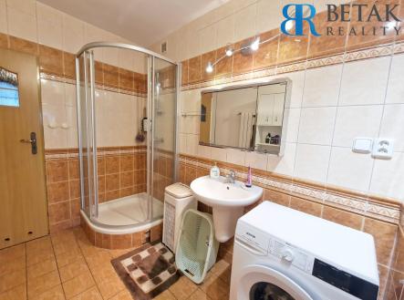 KOU1 | Prodej - dům/vila, 200 m²