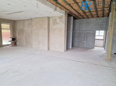 INT1 | Prodej - obchodní prostor, 256 m²