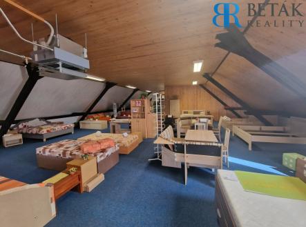 OBCH1 | Prodej - obchodní prostor, 1 200 m²