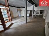 Pronájem - obchodní prostor, 97 m²