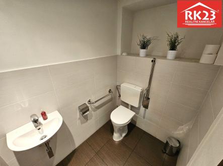 20240415_090840 | Pronájem - obchodní prostor, 40 m²