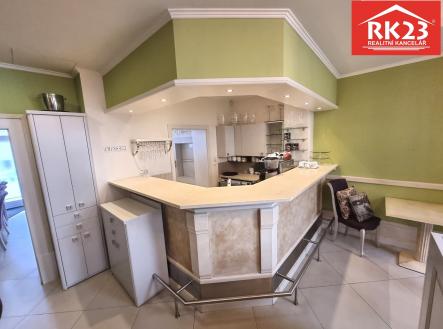 prodej-obchodni-prostory-150-m2-marianske-lazne-ul-postovni-9b9111 | Pronájem - restaurace, 150 m²