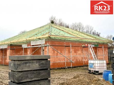 b4e90eb7-2126-4ce4-9b14-002bfc188951 | Prodej - dům/vila, 150 m²