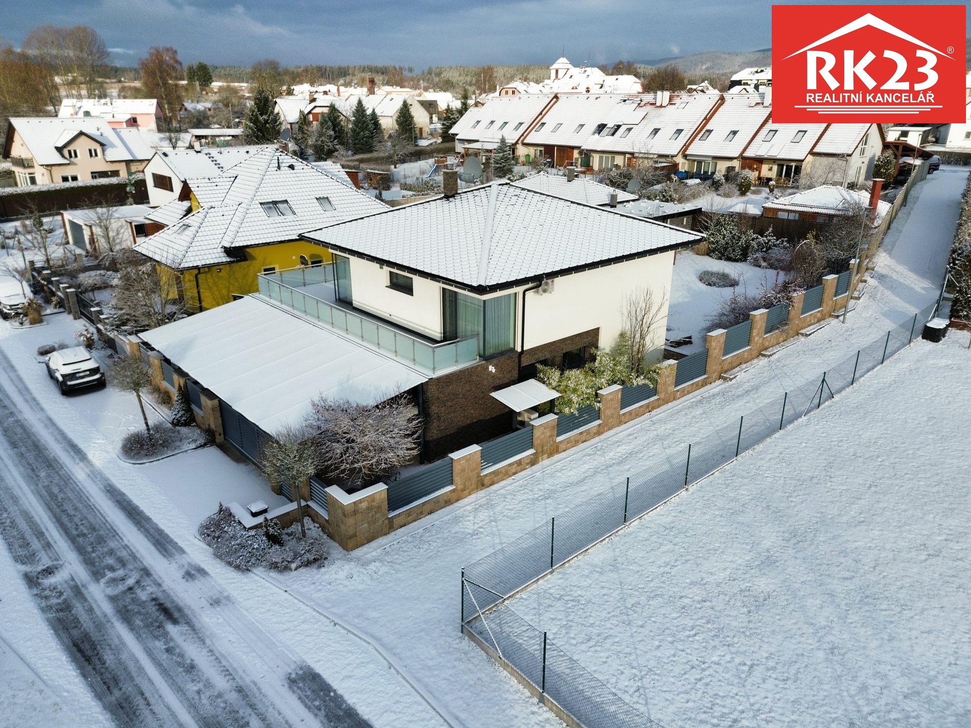 dji_fly_20251230_094932_676_1767084590625_photo_optimized