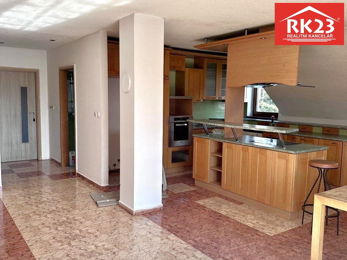 81ae84d9-815d-4352-804f-806a897cd6a9