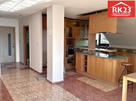 81ae84d9-815d-4352-804f-806a897cd6a9 | Pronájem bytu, 2+kk, 100 m²