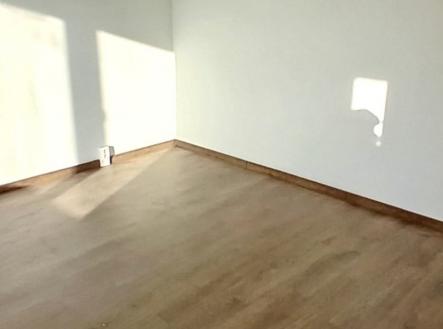 4be209b7-eff3-41b5-bea2-13471772a0ef | Pronájem bytu, 1+1, 35 m²