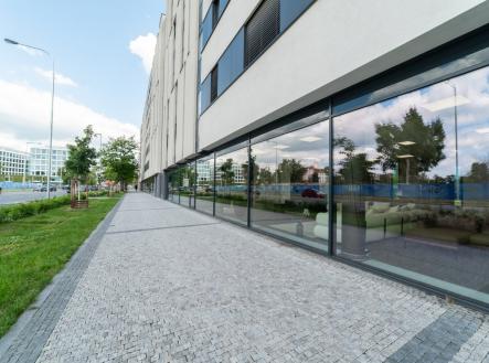 foto: 1 | Pronájem - obchodní prostor, 151 m²