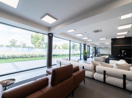 foto: 2 | Pronájem - obchodní prostor, 151 m²
