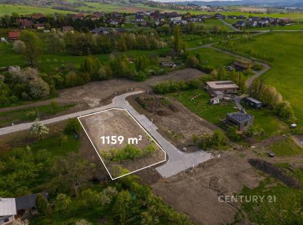 Stavební pozemek o rozloze 1159 m² v klidné lokalitě. Rovinatý terén, ideální pro výstavbu rodinného domu. Krásný výhled na okolní krajinu. | Prodej - pozemek pro bydlení, 1 159 m²