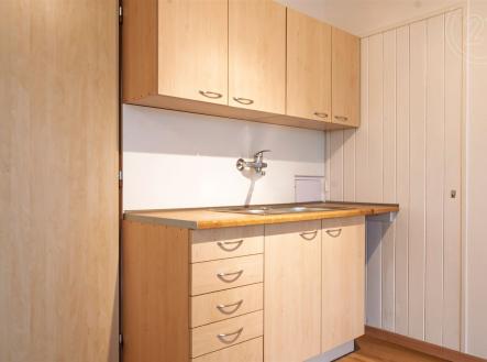 . | Pronájem - obchodní prostor, 82 m²