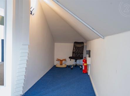 . | Pronájem - obchodní prostor, 82 m²