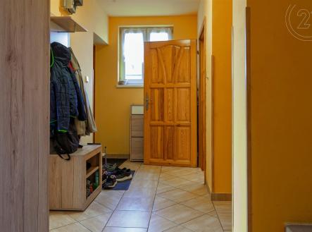 . | Prodej - dům/vila, 166 m²