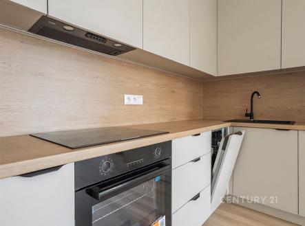 . | Pronájem bytu, 1+kk, 39 m²